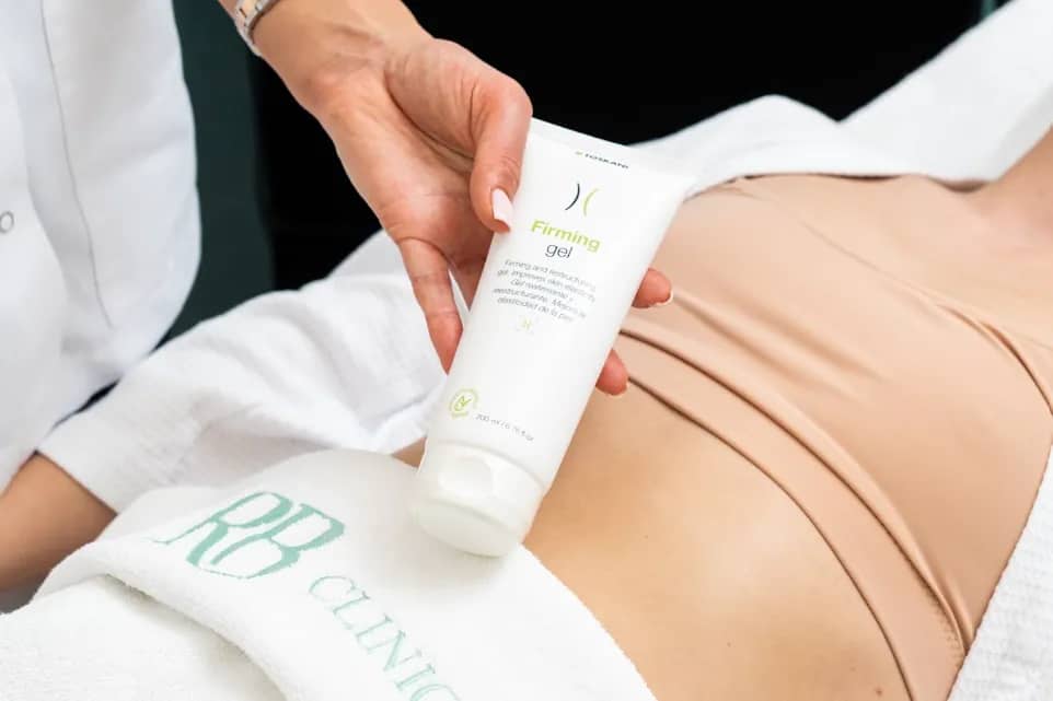 Firming gel voor een huidverstrakkingsbehandeling bij RB Clinics